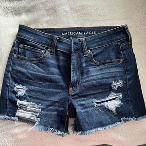 American Eagle Midi Shorts Next Level Stretch Sz 6